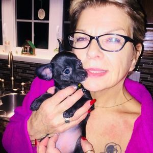 Meet your Posher, Brenda